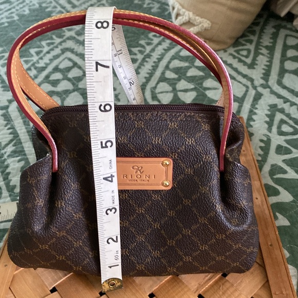 Rioni ‘The Baby Evening Bag’ - Picture 6 of 6